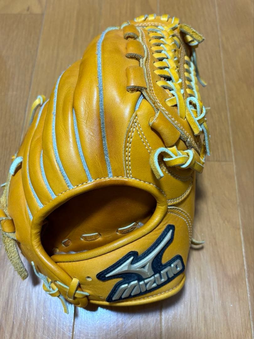 Mizuno Global Elite 軟式グローブ イエロー