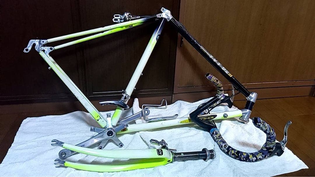 トライアスロン・TTバイクフレーム ホワイト/イエロー/ブラック