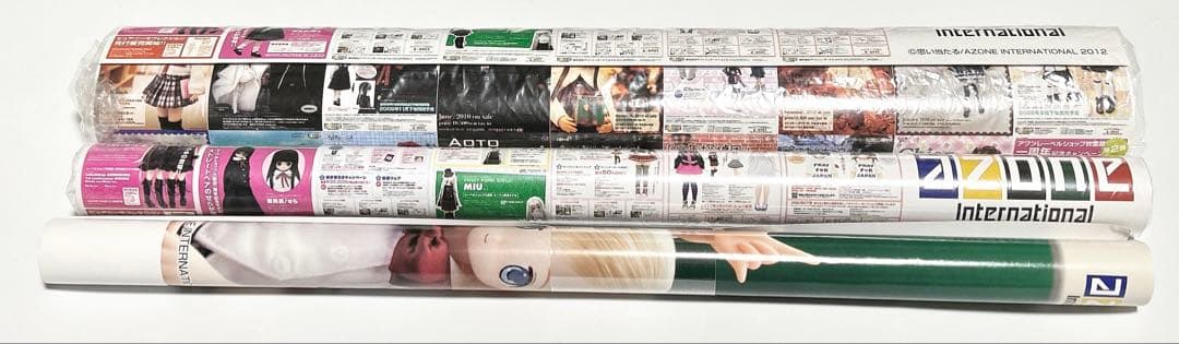 azone international ポスター