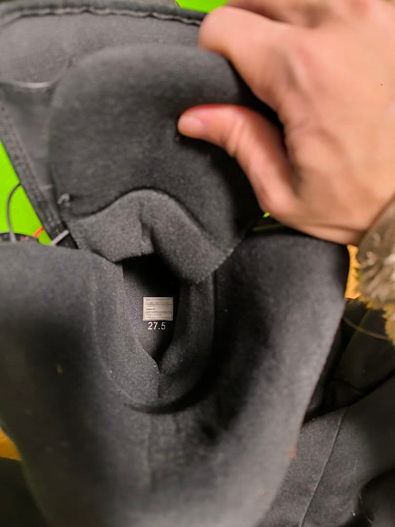 美品　Epic スノーボードブーツ ブラック/レッド 　27.5