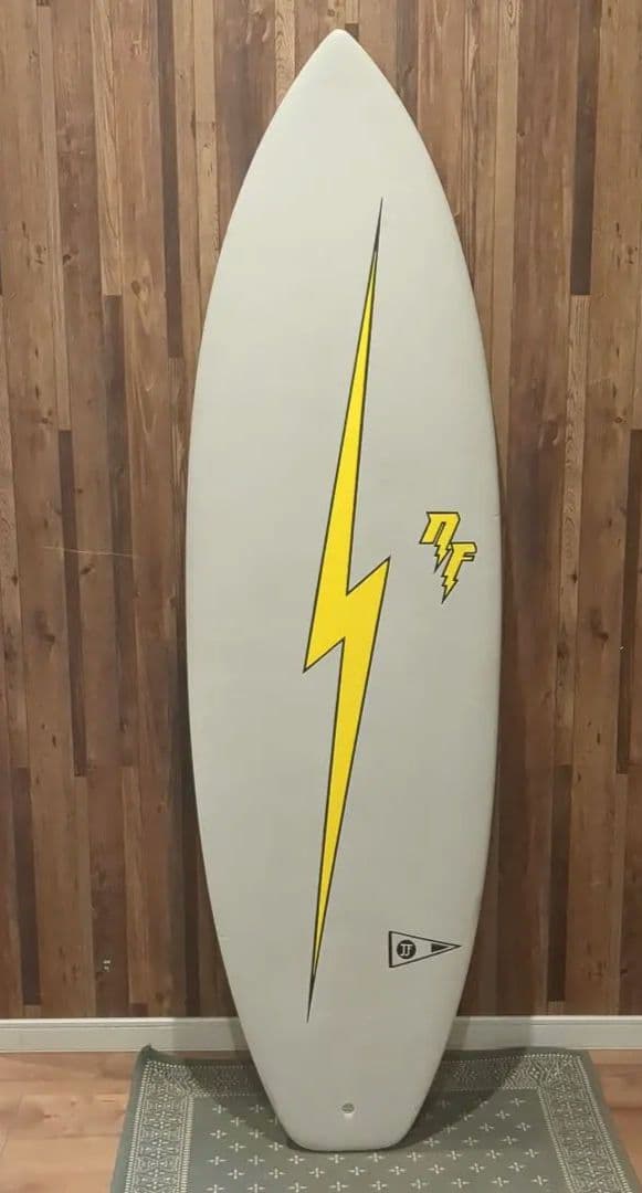 パイゼル JJF SOFT TOP 5'9　ネイザンフローレンス