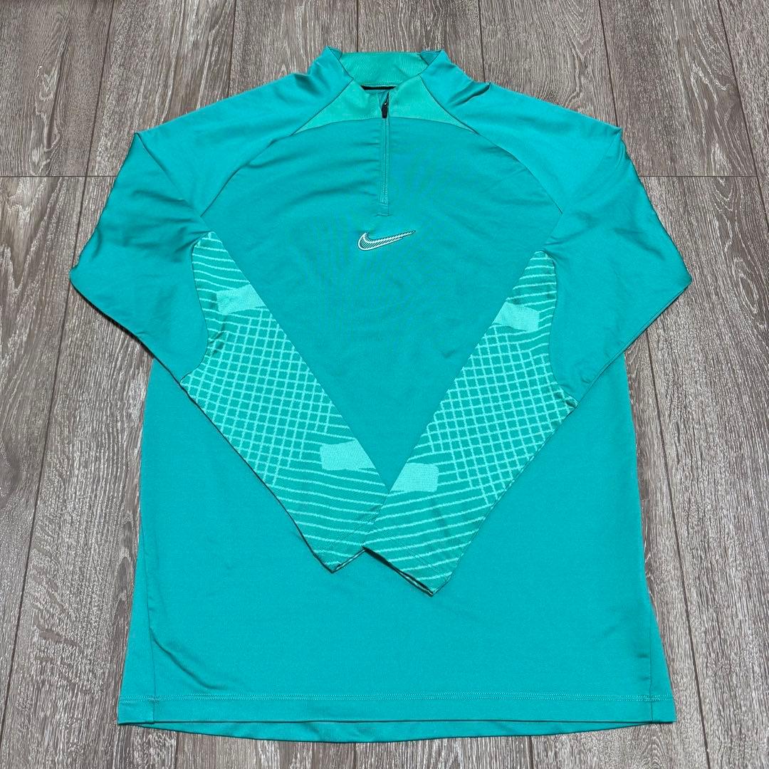 超美品 NIKE ナイキ サッカー トレーニングウェア ジャージ 上下セット M