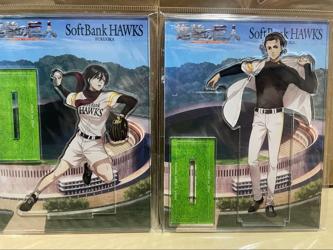 進撃の巨人　福岡ソフトバンクホークス　アクリルスタンド