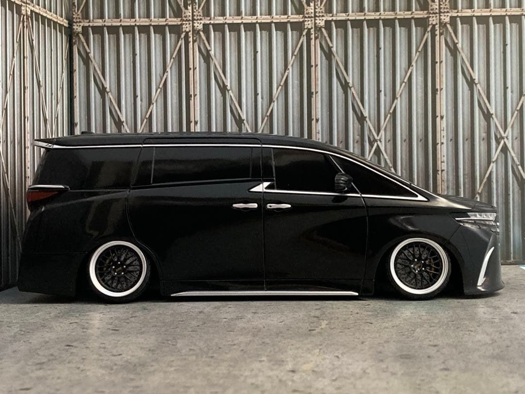 1/24新型アルファード・ブラック（カスタム品）