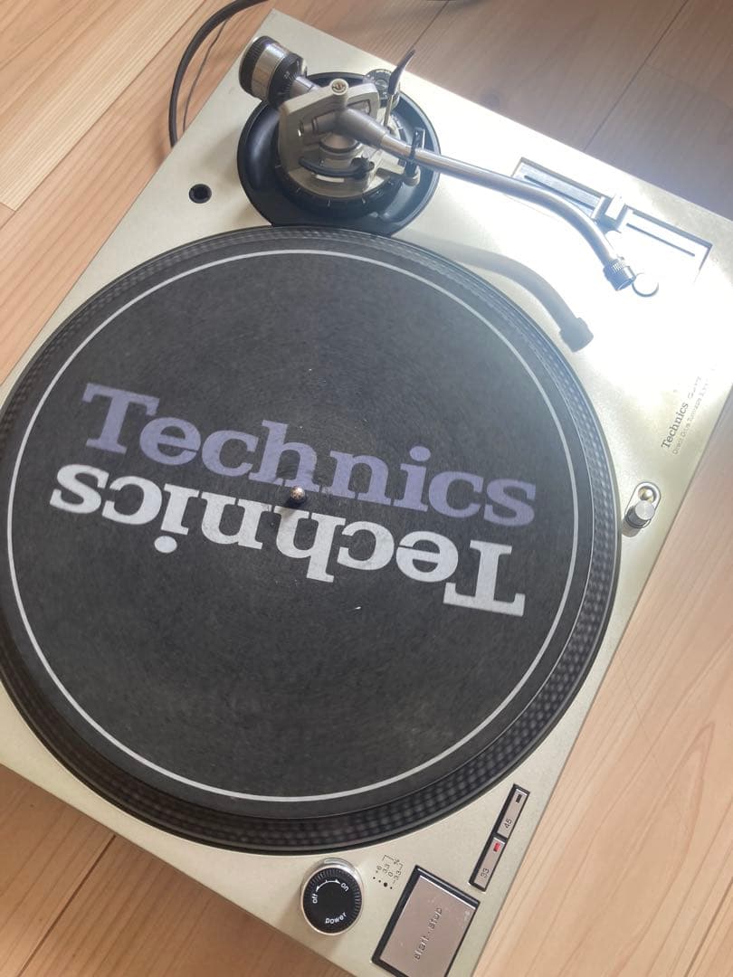 Technics SL-1200 mk3D ターンテーブル