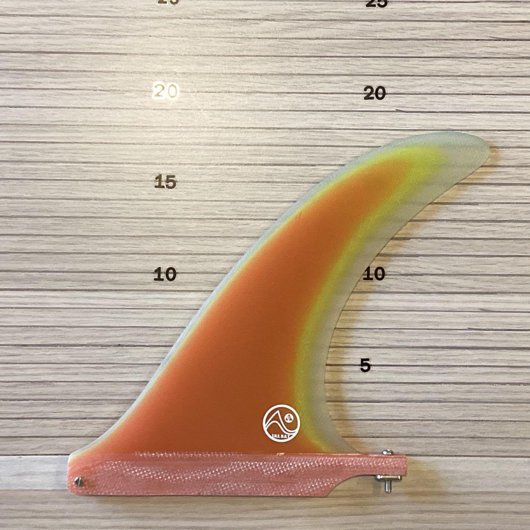 新品未使用シングルフィン7インチ　オレンジ、 スクリュー付き