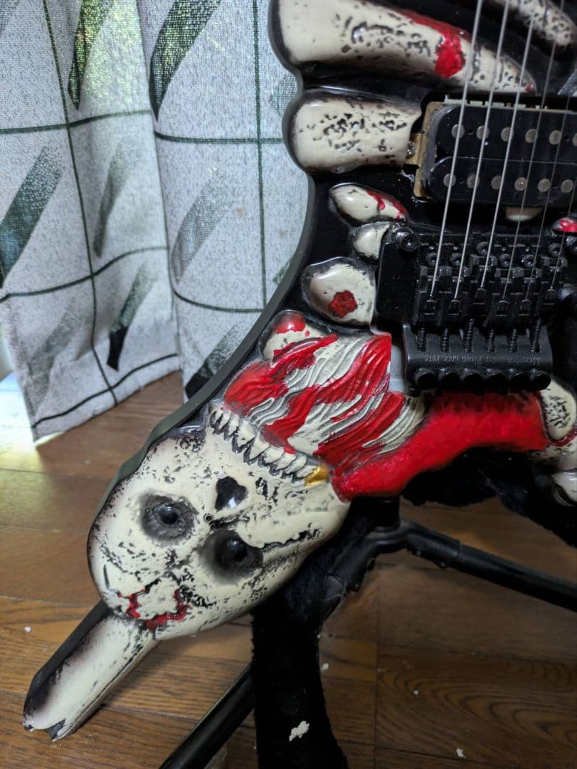 骸骨デザイン エレキギター　ノーブランド　よしえ
