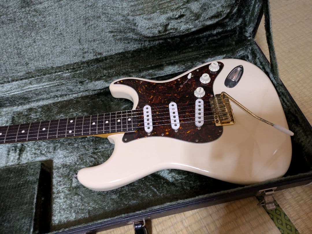 ギター fender japan st62 mod