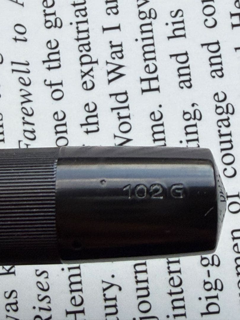 Y*り様 montblanc モンブラン　102g セーフティ式万年筆