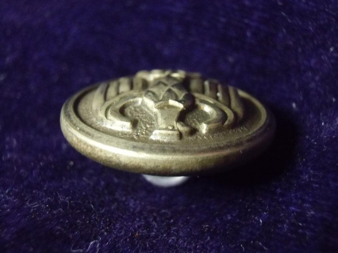 ⊞ドイツ軍の勲章/徽章＊ アスマン社製＊外交官２２ｍｍ＊オス/掛ボタン（実物）