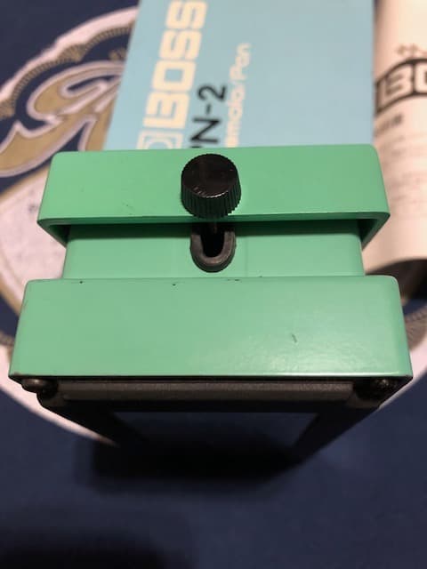 BOSS PN-2 Tremolo/Pan 元箱取説付き