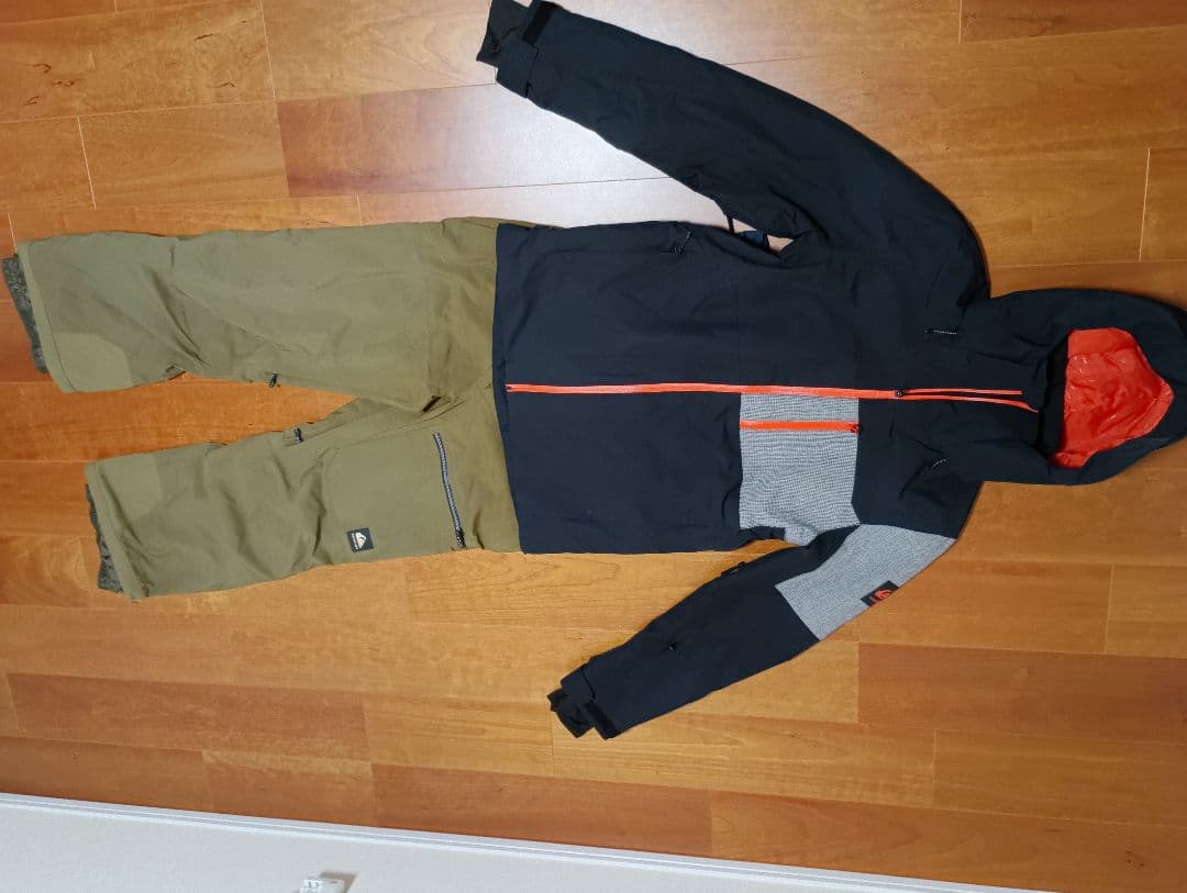 QUICKSILVER GORE-TEX ビブパンツ & ジャケット Mサイズ