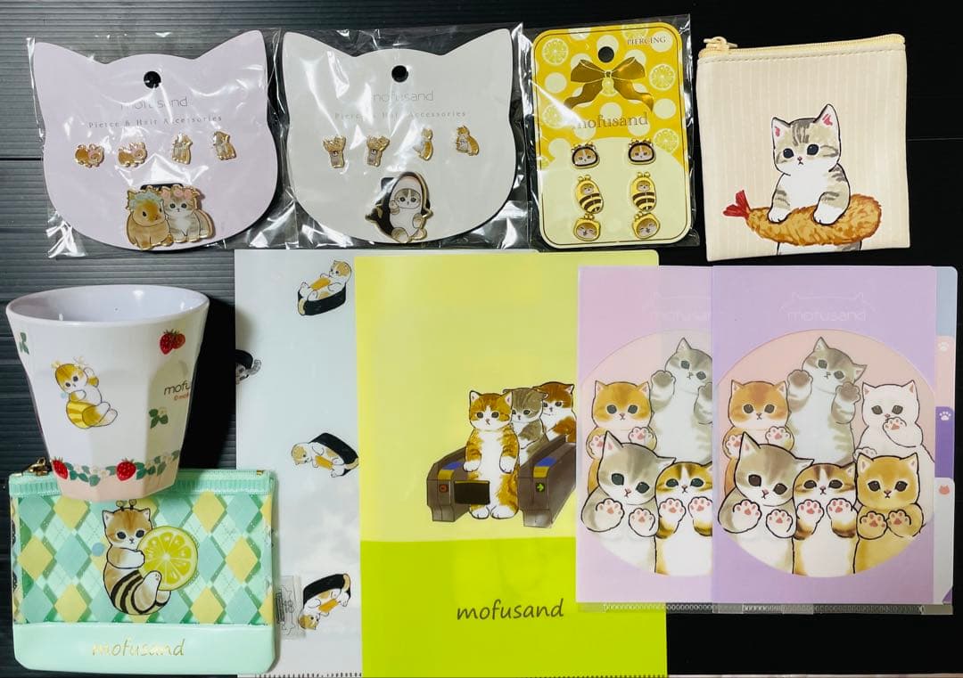 モフサンド卒業★殆ど新品★グッズ112点セット★フィギュア多め★大セール！