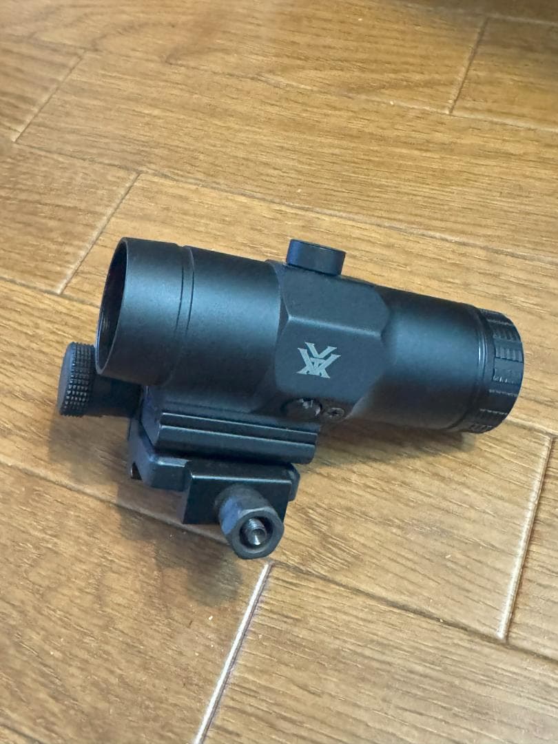 実物 Vortex VMX-3T Magnifier 3倍マグニファイア
