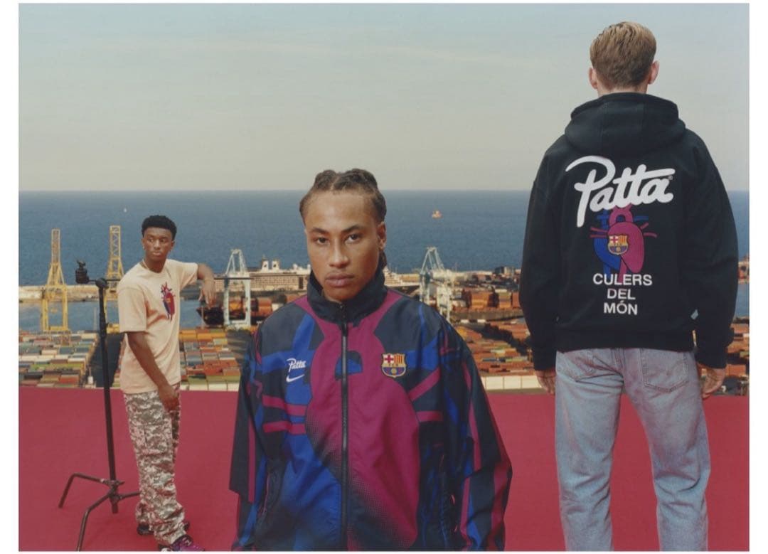 記念グッズ Nike FC Barcelona Patta Men's T-shirts