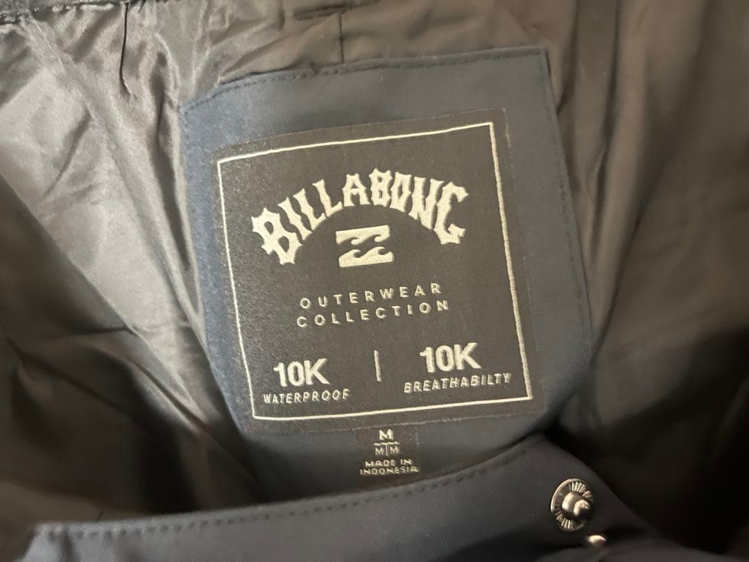 BILLABONG スノーボードウェア　上下セット　Mサイズ　美品