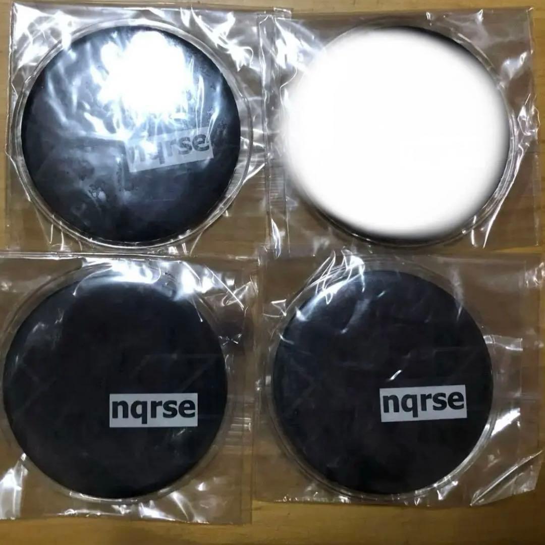 XYZ 2015 nqrse 缶バッチ 黒 デカ