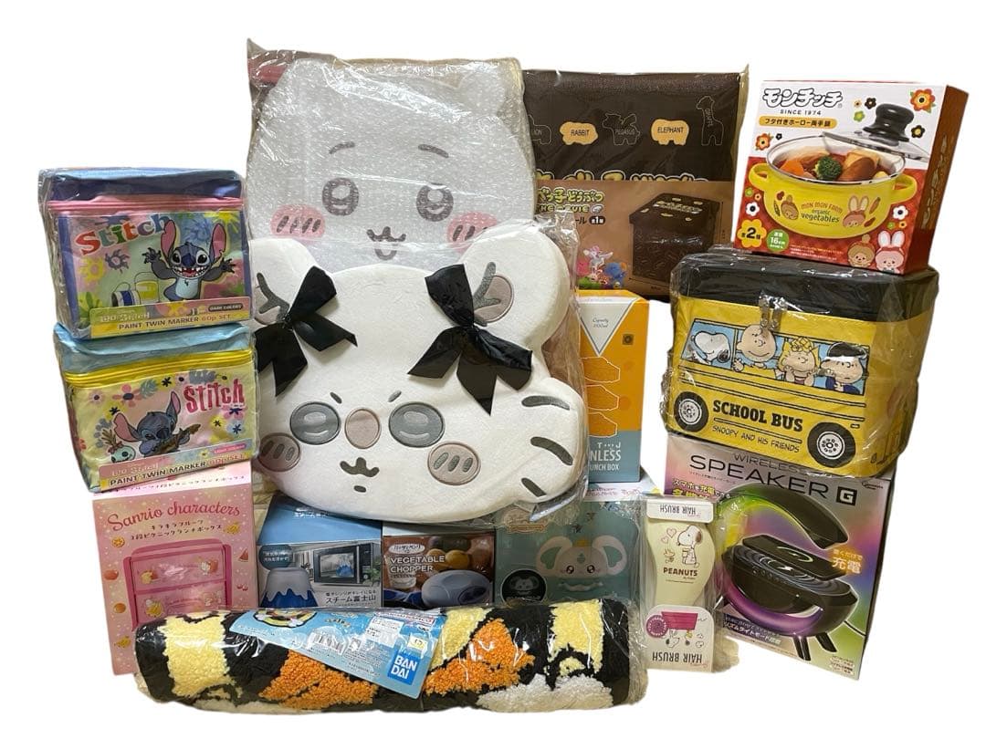 人気キャラクターグッズまとめ売り　15点