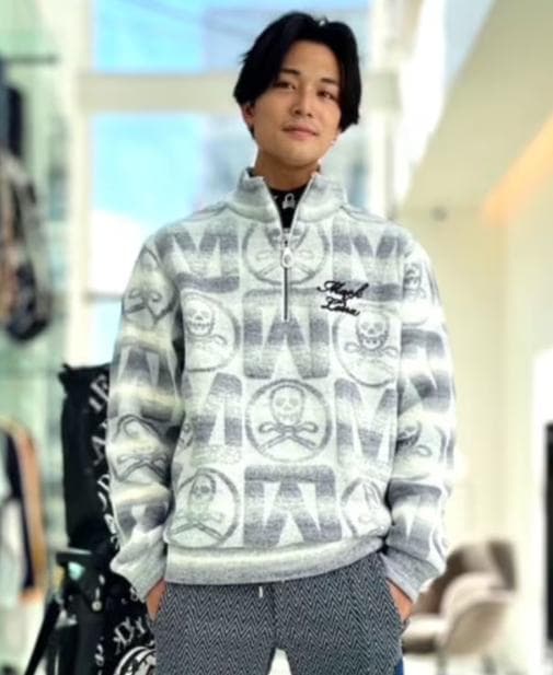 マークアンドロナ MARK&LONA ハーフジップ防風裏地ニットキムタク着用