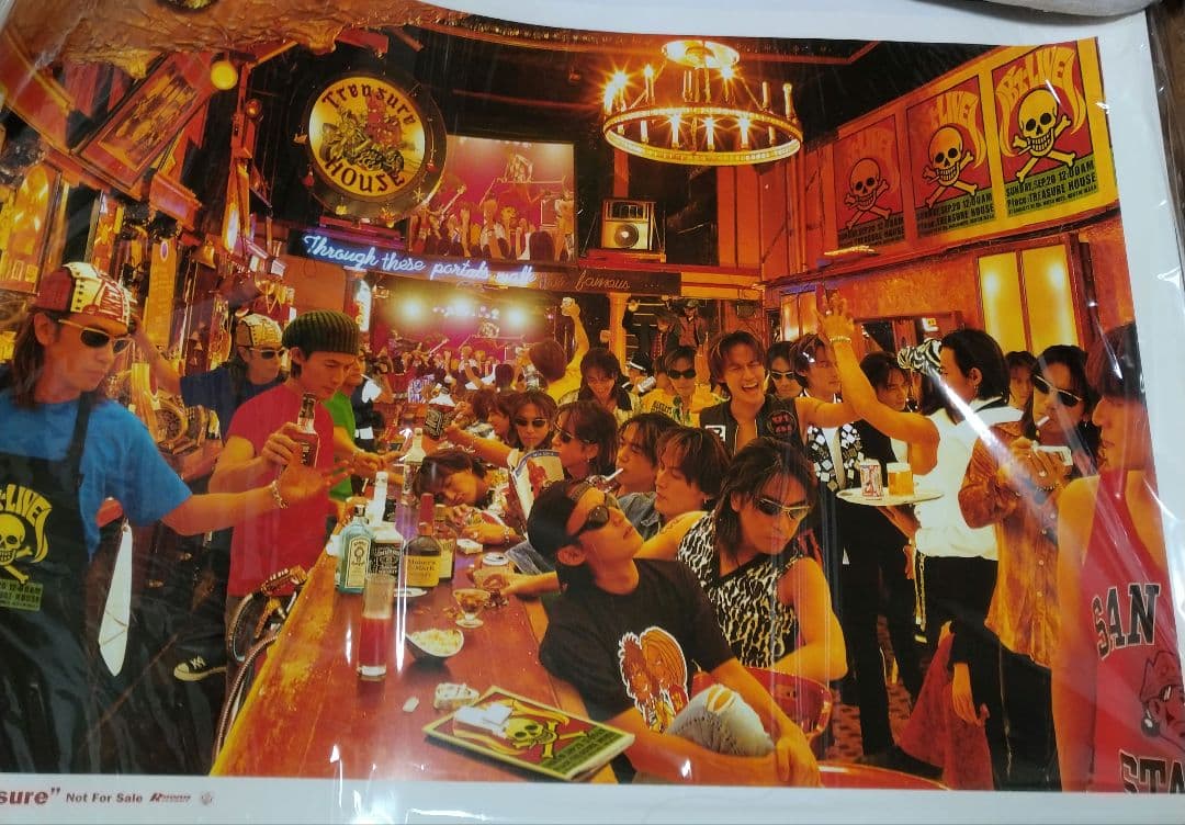 B'z　TREASURE　ポスター 2枚 　FYOP　サイン　Blu-ray