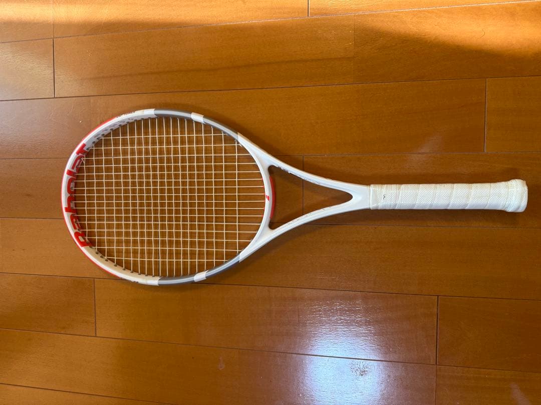 【美品】バボラ　エボ　ストライク G2