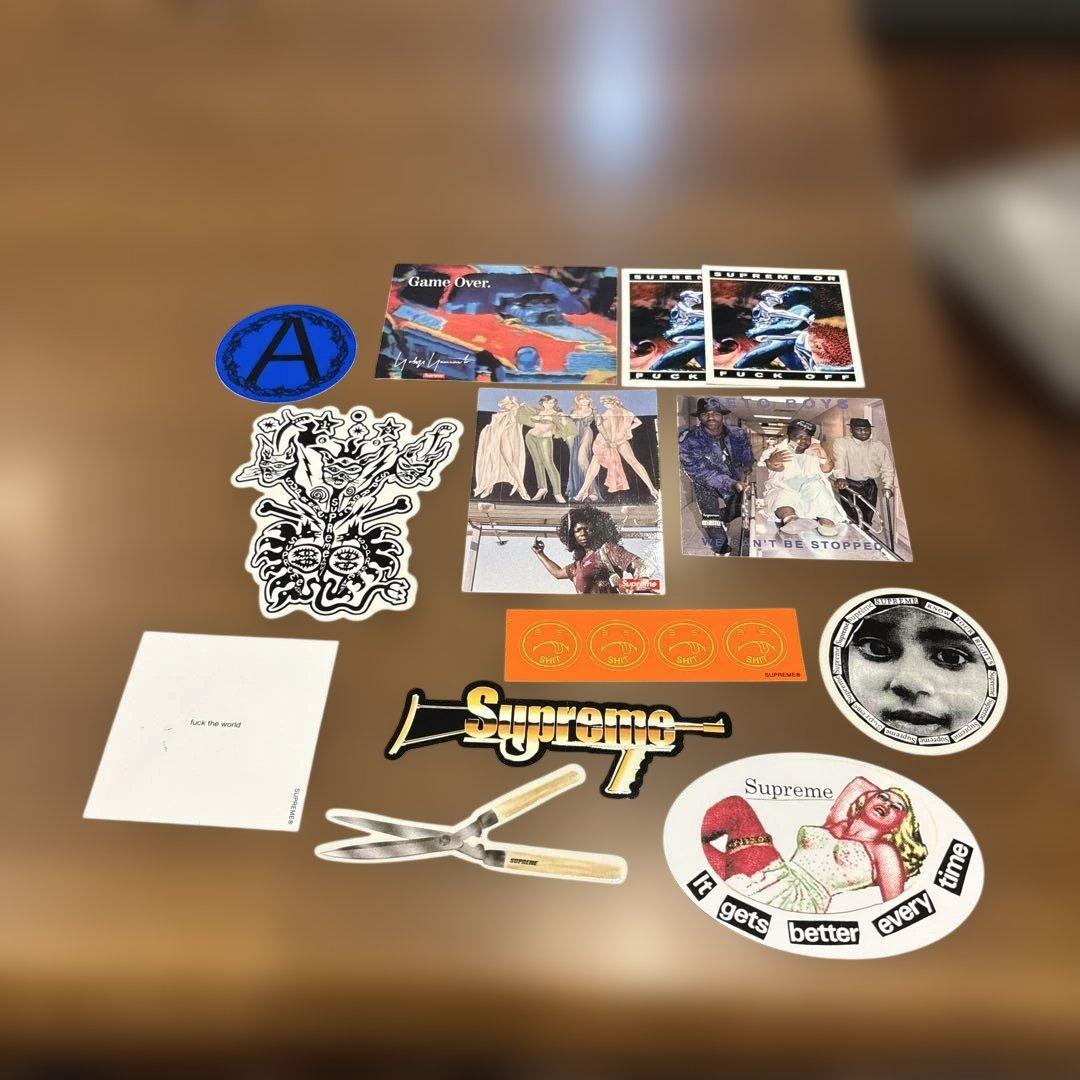 supreme ステッカー　バラ売り可能