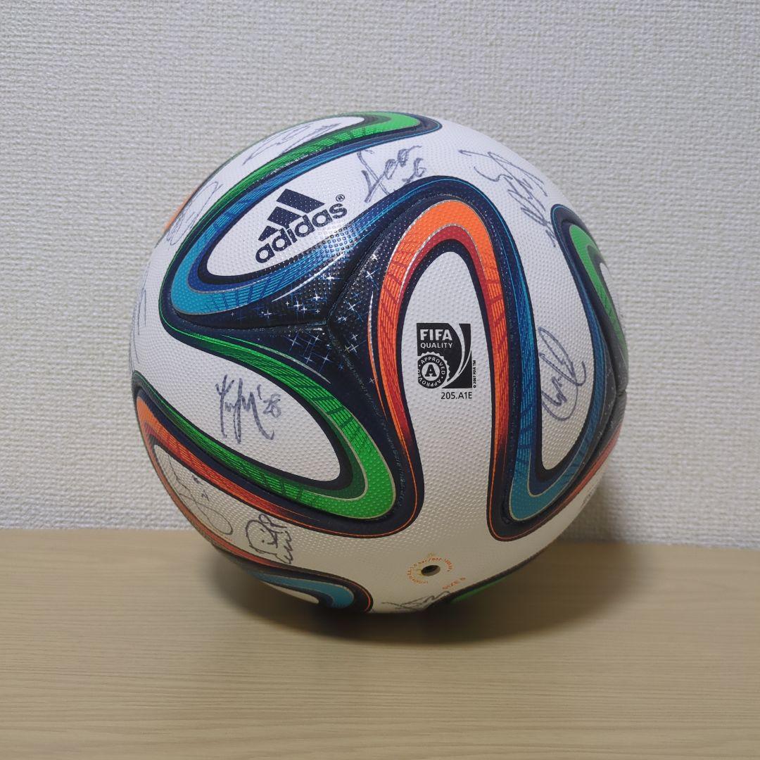 brazuca サッカーボール ギラヴァンツ北九州 サインボール