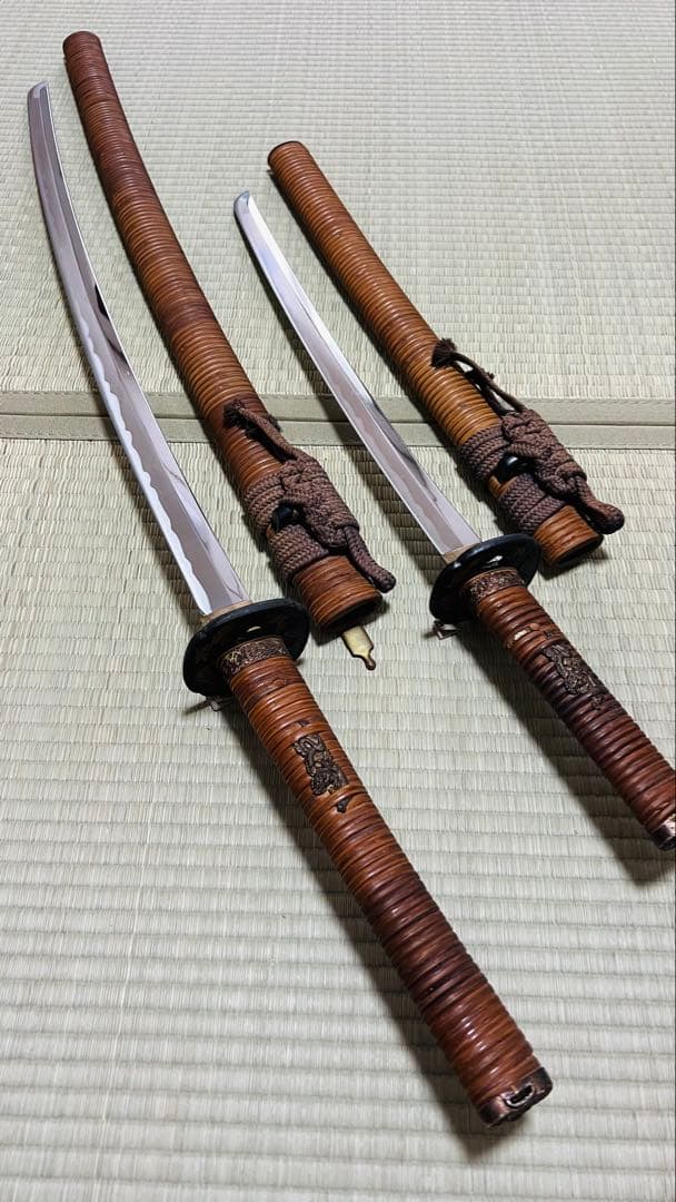 模造刀 大小 2振りセット 藤巻 鍔付き雲龍拵 笄付き 250519-4