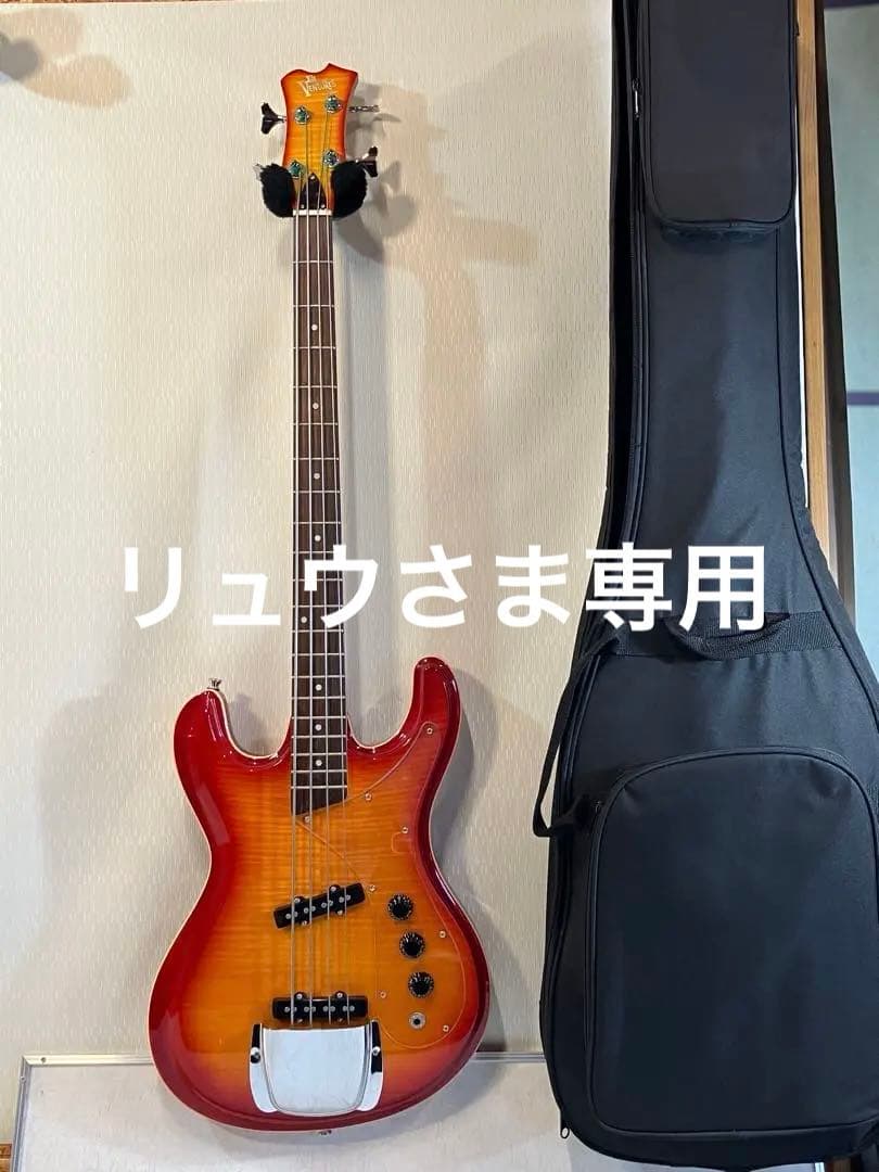 ARIAモズライトタイプベンチャーズモデル美品です。 フラット弦に張替えてます。