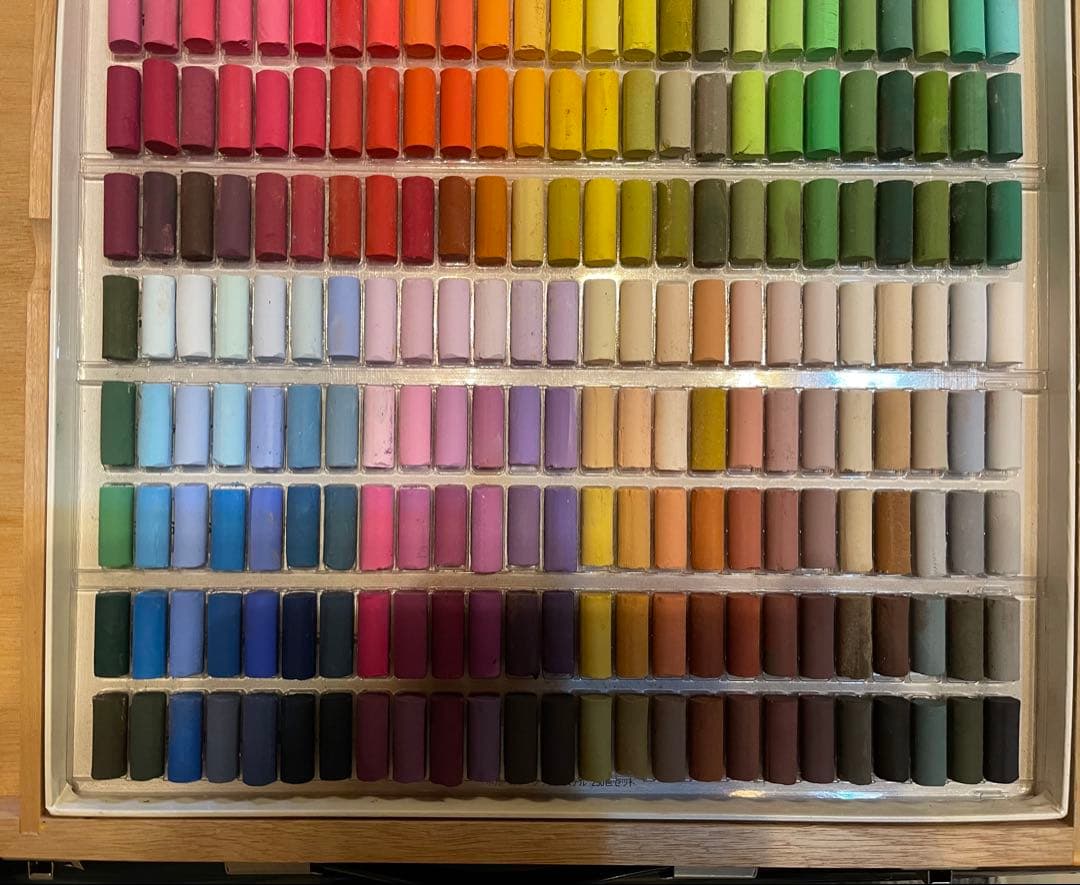 ホルベイン◆Holbein ソフトパステル 250色 木製ケース