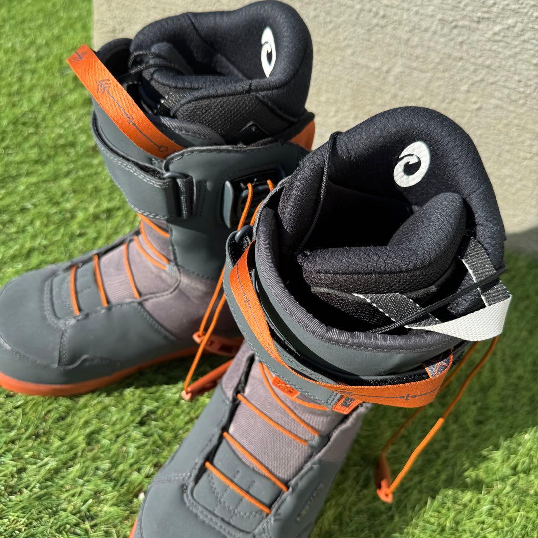 DEELUXE ID Lara 23.5cm スノボブーツ　レディース