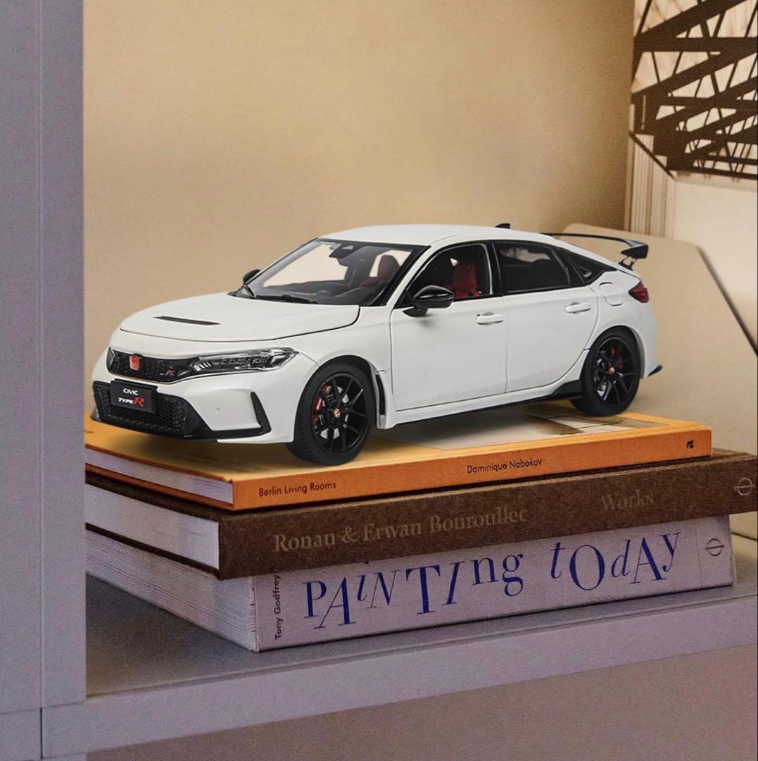 【美品】1:18 Honda Civic TYPE-R モデルカー　ホワイト