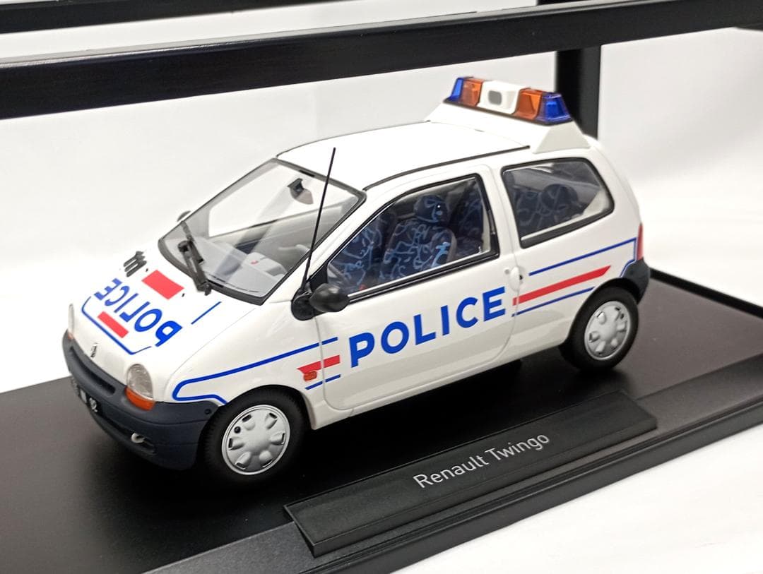 ノレブ 1/18 ルノー トゥインゴ 1995 パトカー