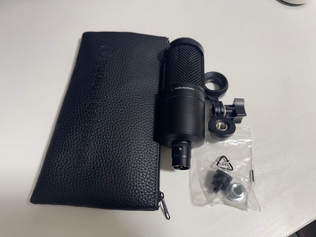 オーディオテクニカ　AT2020 ブラック　コンデンサーマイク　箱付属品あり