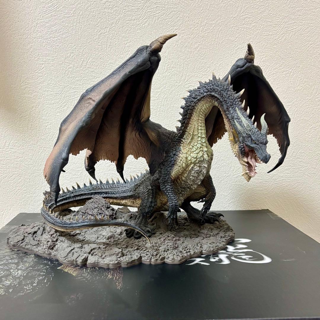 モンハン　ミラボレアス　クリエイターズモデル　フィギュア