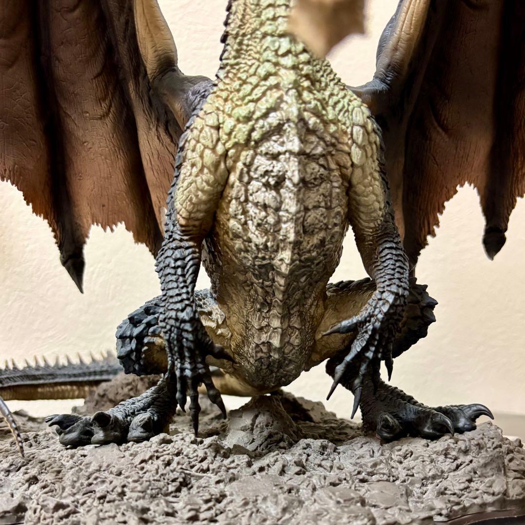 モンハン　ミラボレアス　クリエイターズモデル　フィギュア