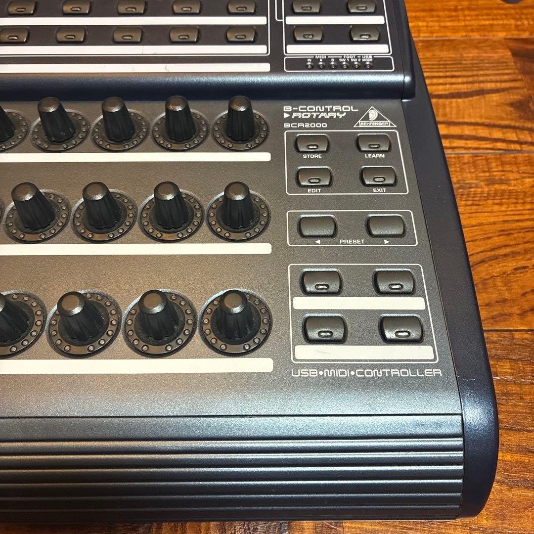 BEHRINGER BCR2000 USB/MIDIコントローラー
