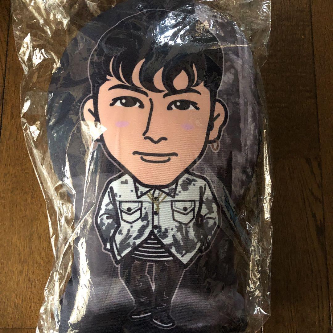 長谷川慎　Lightning クッション