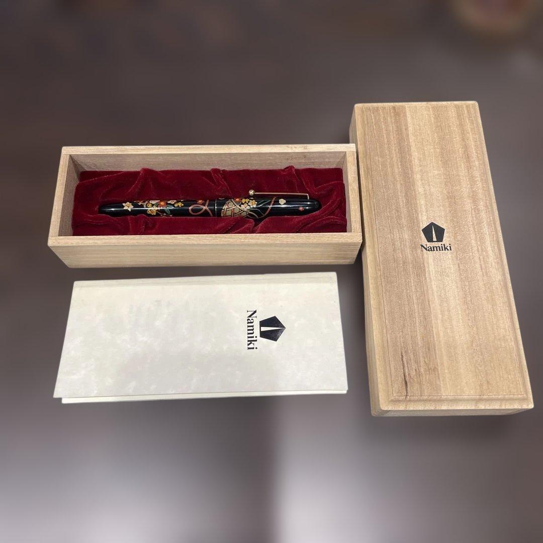 Namiki 万年筆 花のデザイン 木製ボックス付き