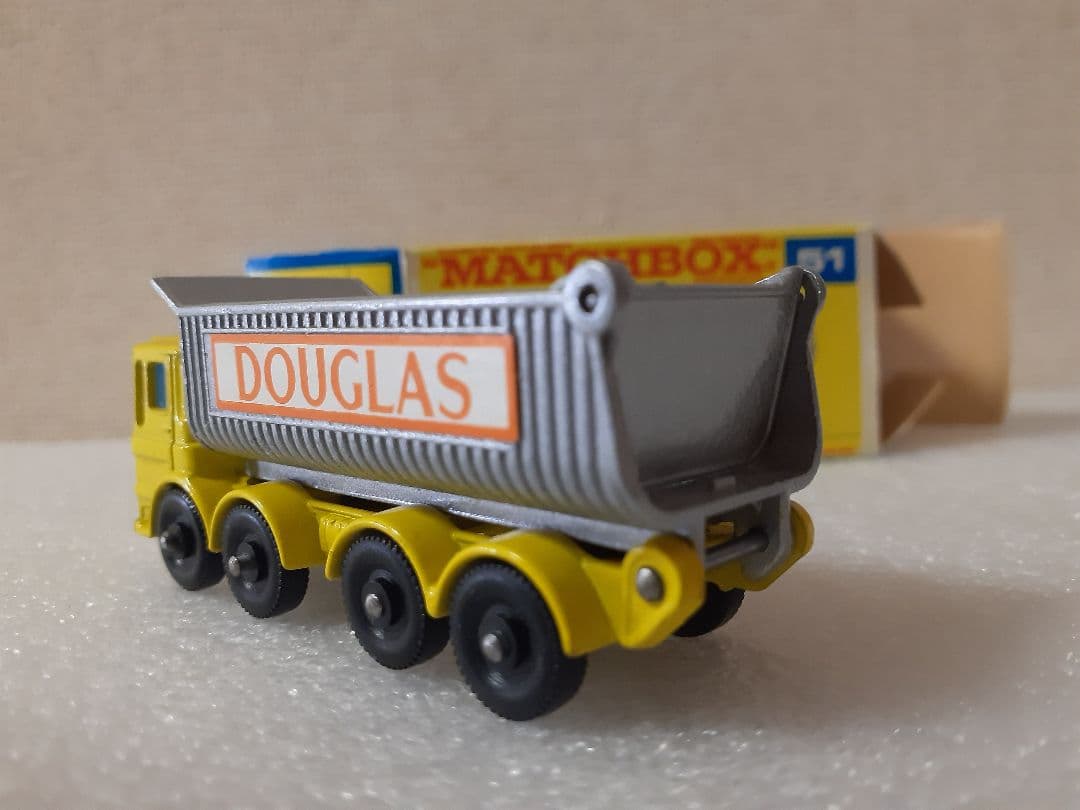 MATCHBOX マッチボックスNo51 8WHEEL TIPPER