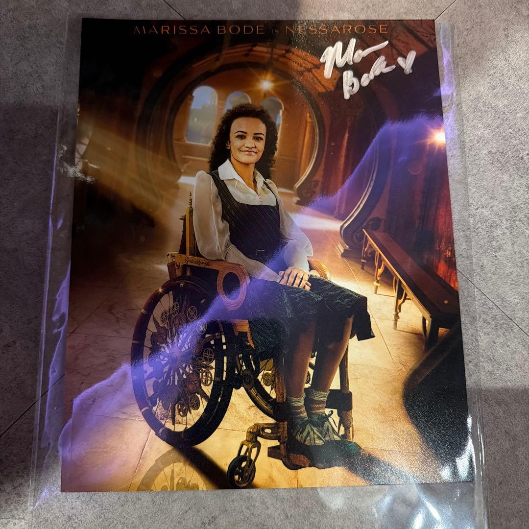 マリッサボーディ 直筆サイン入り写真 ウィキッド 東京コミコン ネッサローズ