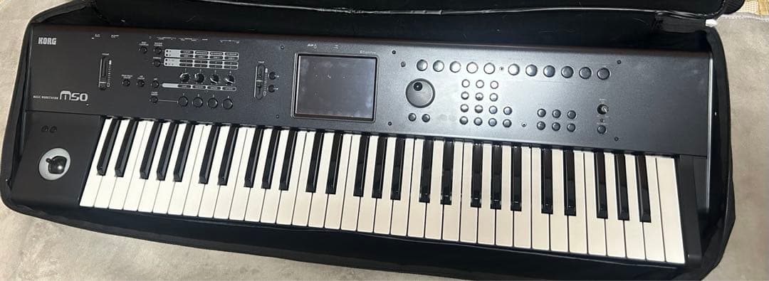 KORG M50-61 キーボード　シンセサイザー 61鍵 ソフトケース付属