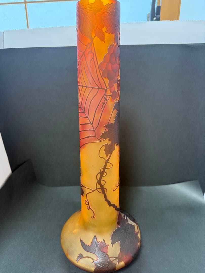 エミール・ガレ　風　ガラス製大型花瓶 高さ40cm 蜘蛛の巣のデザイン