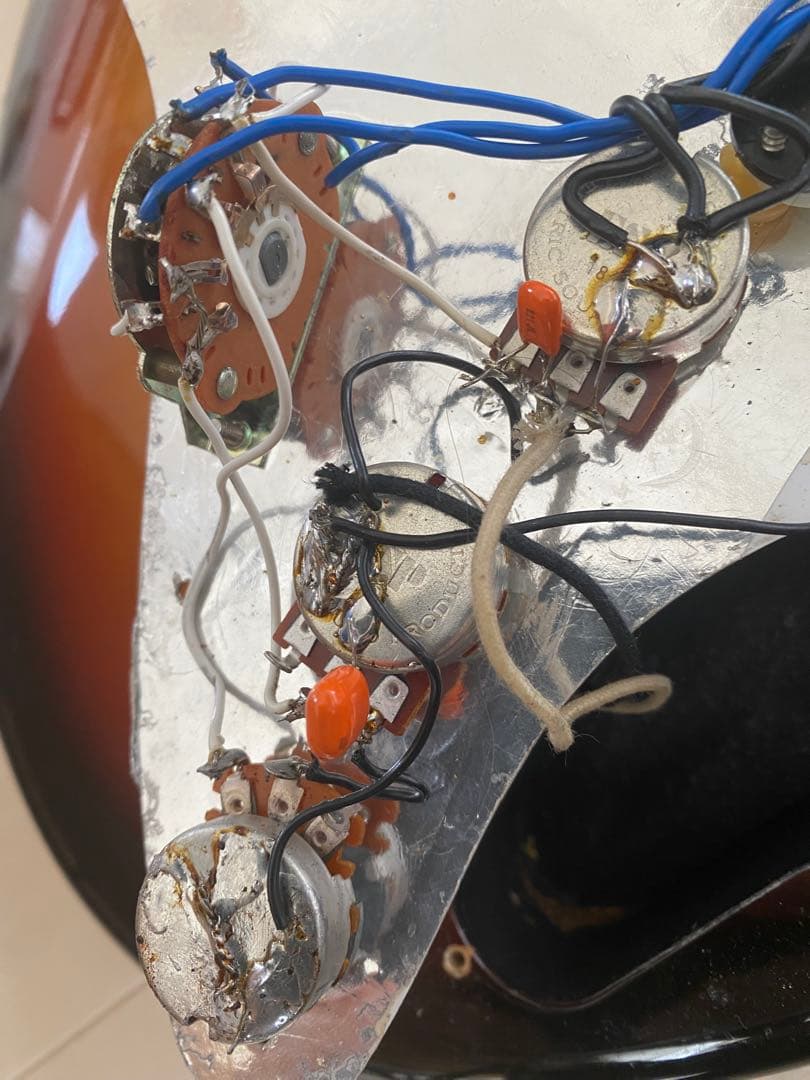 ギター FERNANDES The Revival, R S T Series.