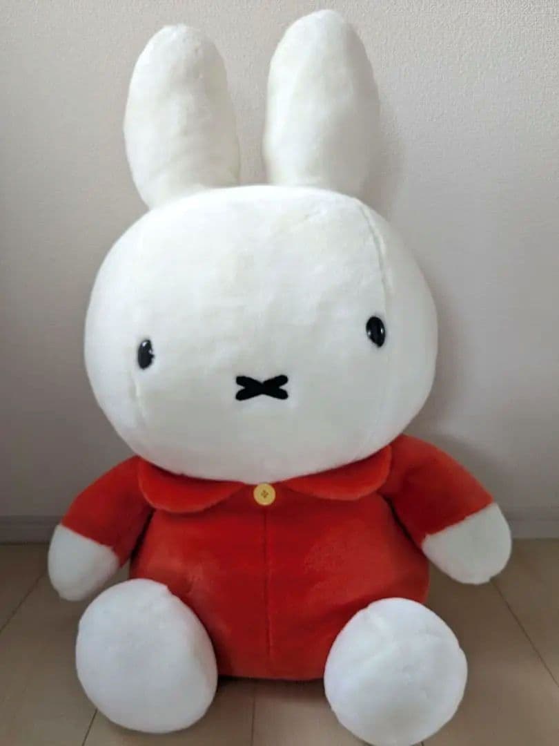 超特大　ビッグ　光る　miffy　ミッフィー　ぬいぐるみ