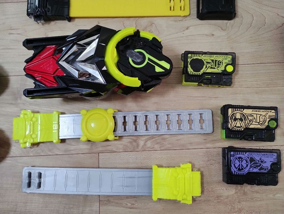 仮面ライダー変身ベルト　まとめ売り　セイバー、ゼロワン、エグゼイド！ジオウ等