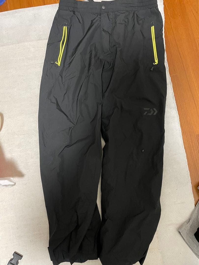 DAIWA GORE-TEX バーサタイルレインウェアセット