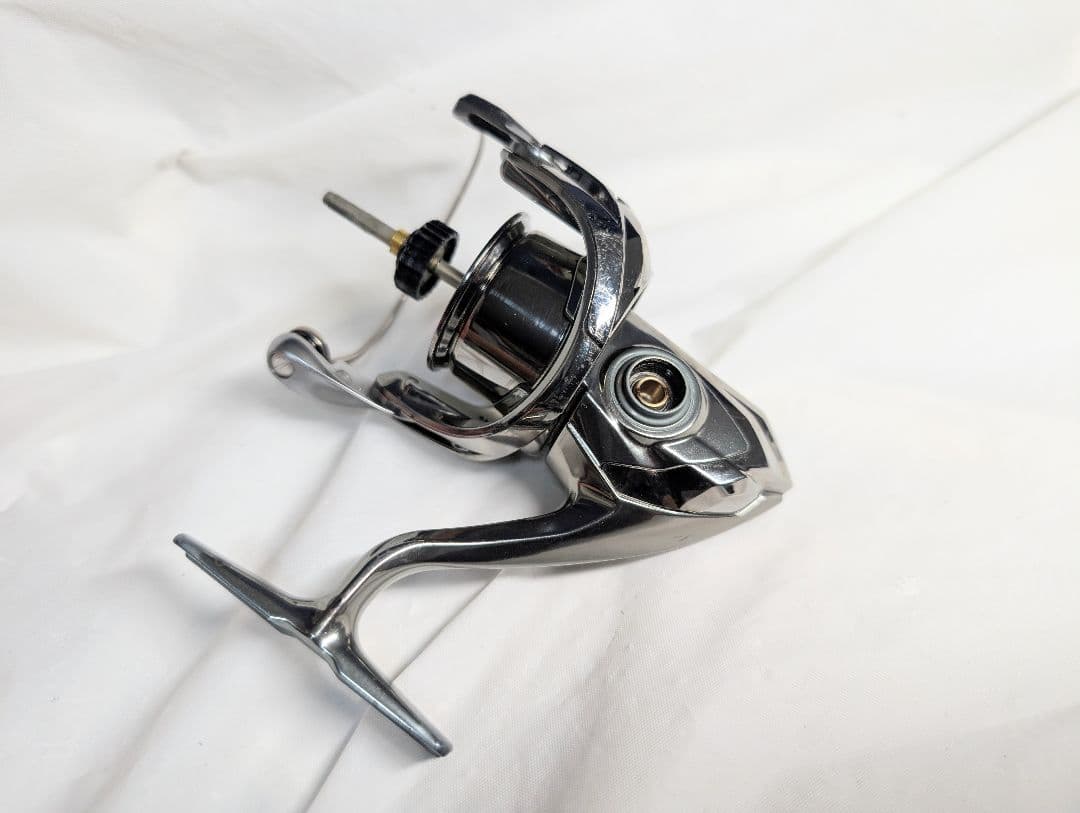 シマノ　18ステラ　2500S 　管253GG 本体のみ　ボディ　回転難有