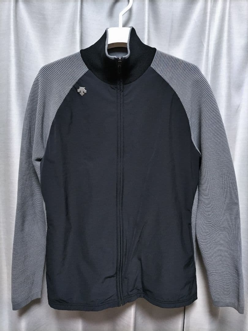 デサントゴルフ　ポーラテックアルファ　ニットジャケット　中綿　ハイブリッド