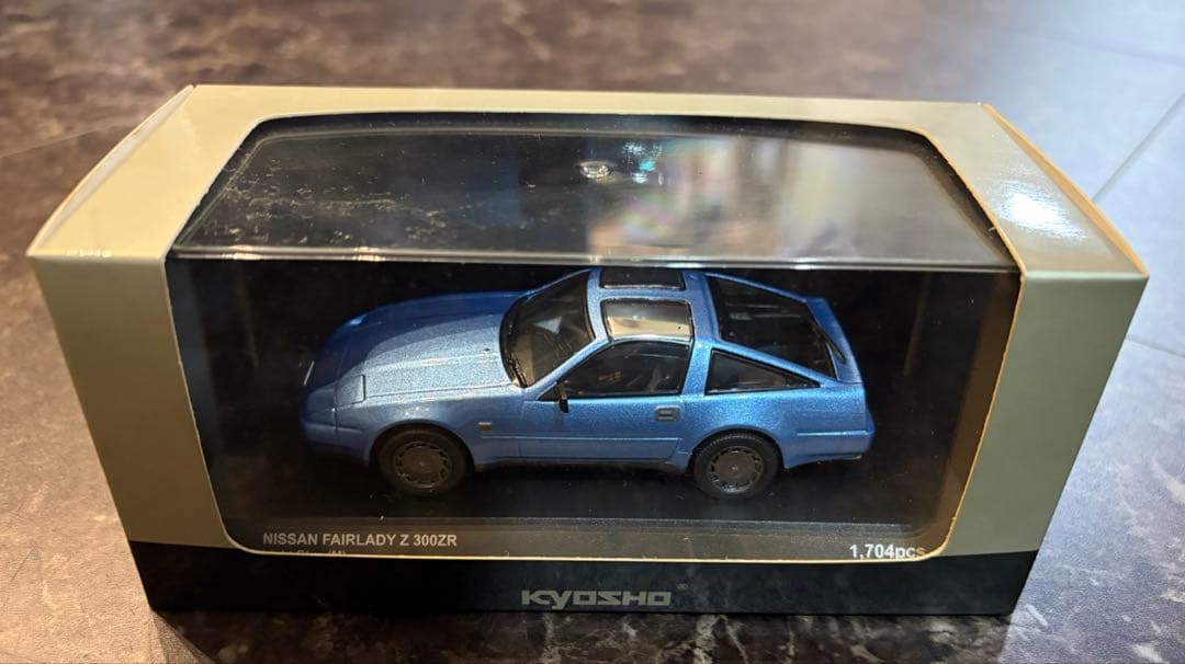 KYOSHO 日産フェアレディZ 300ZR (HZ31)